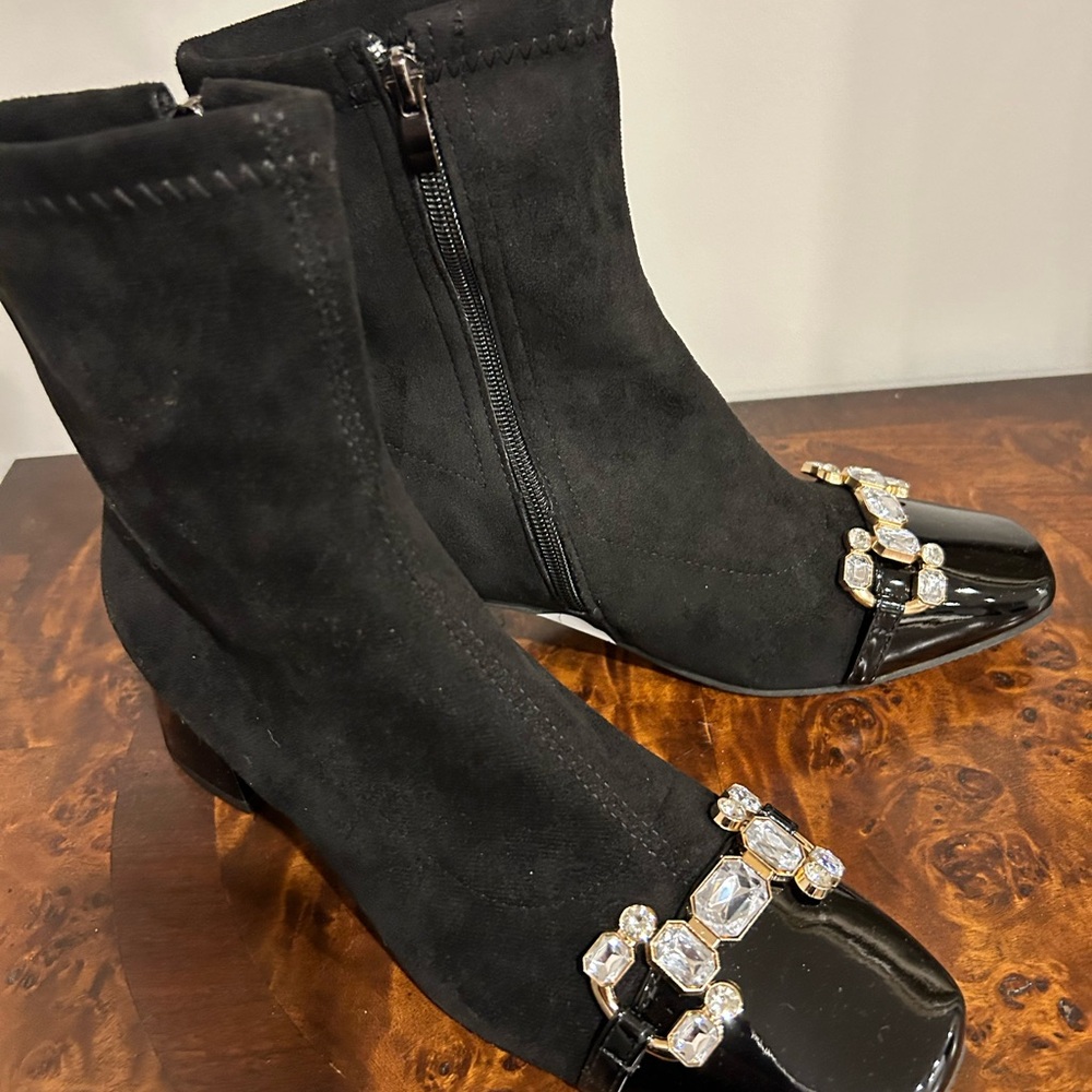 Brand new embellished really comfy